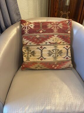 Pottery Barn Handwoven Kilim Accent Pillow in Red and Tan - Unbranded